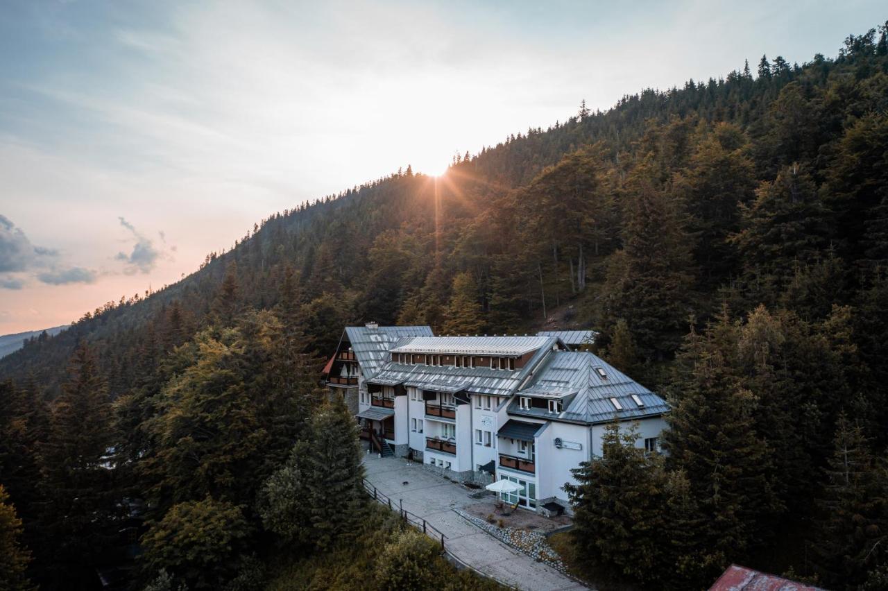 Horsky Hotel Totem Jarabó Kültér fotó
