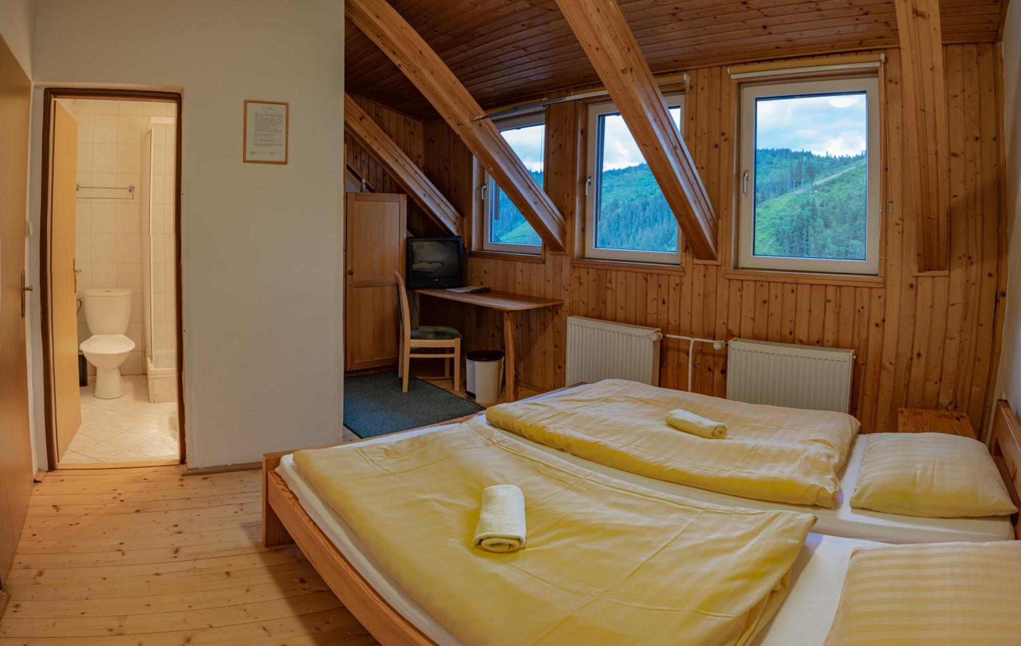 Horsky Hotel Totem Jarabó Kültér fotó
